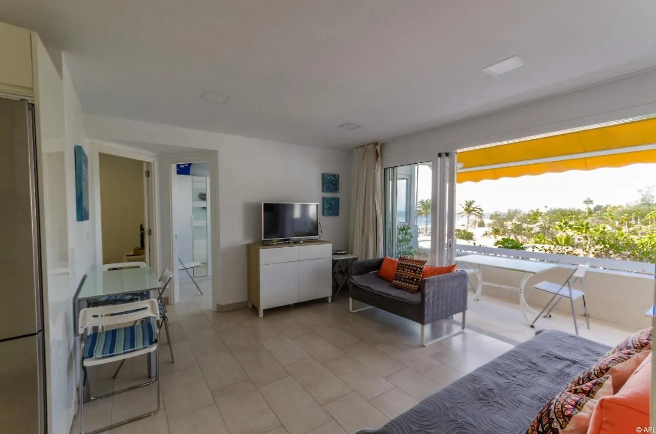 Holiday Apartment With Direct Sea Promenade Access Maspalomas